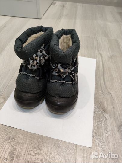 Ботинки зимние для мальчика 22
