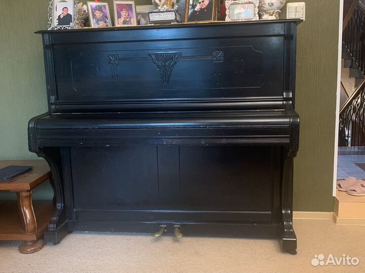Пианино Becker 19 век