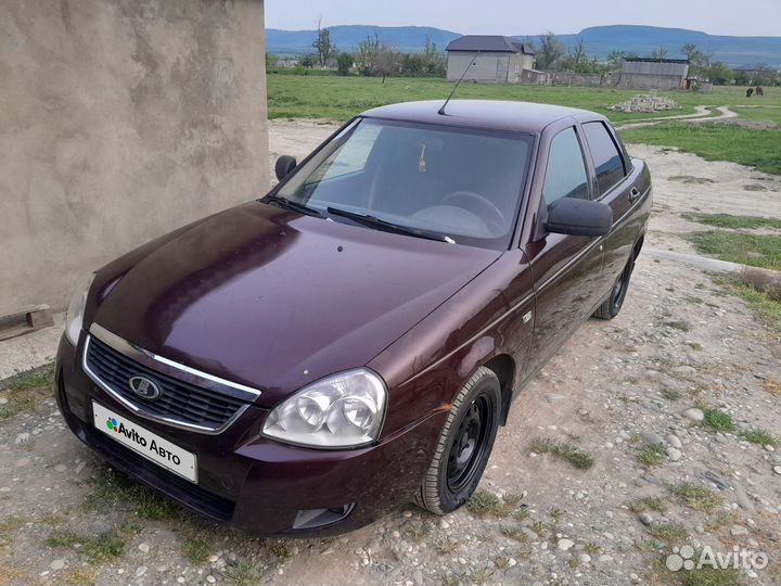 LADA Priora 1.6 МТ, 2012, битый, 400 000 км
