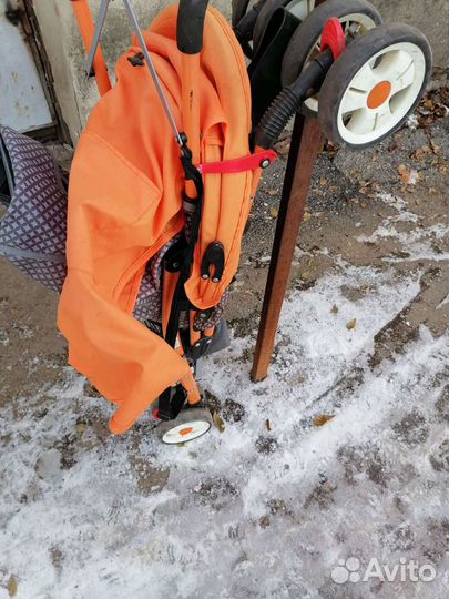 Детская коляска трость