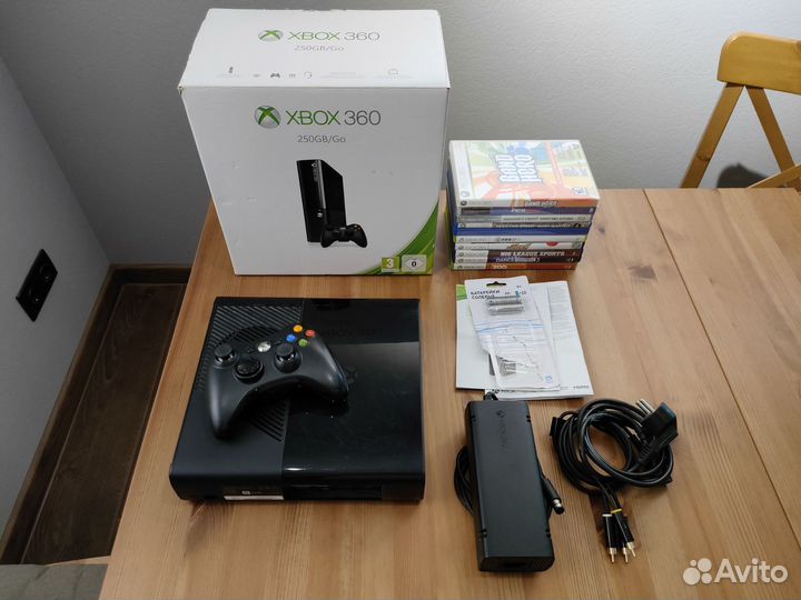 Игровая приставка Xbox 360 E 250gb + Игры