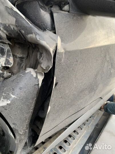 Дверь передняя левая Renault Fluence