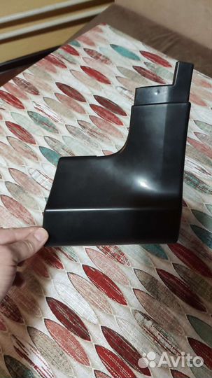 Накладка на порог правая Volvo 30779137