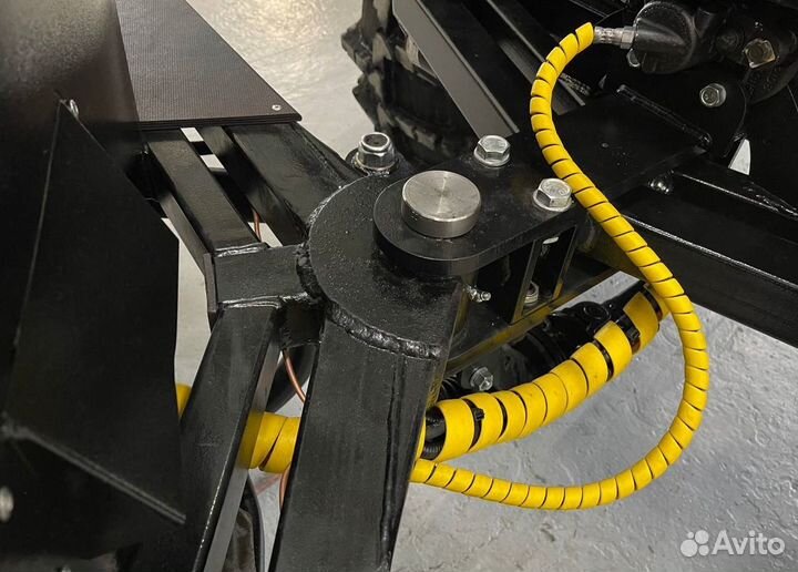 Квадроцикл переломка Ермак (Снегоболотоход)