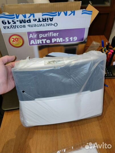 Очиститель и увлажнитель воздуха