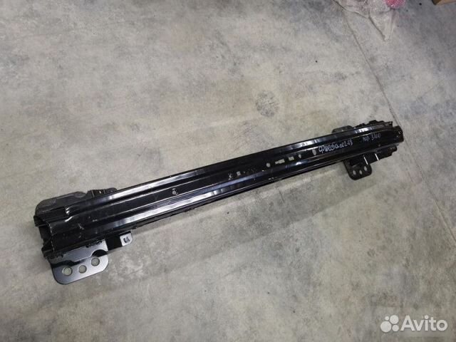 Усилитель бампера передний Ford Fiesta 2002