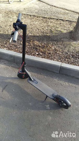 Самокат взрослый электрический бу