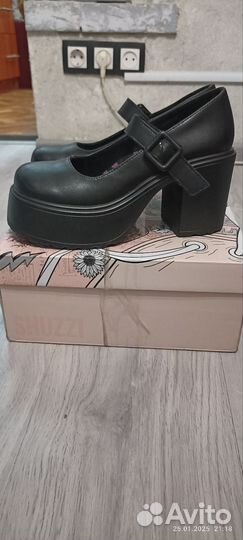 Полуботинки женские 39 размер бу