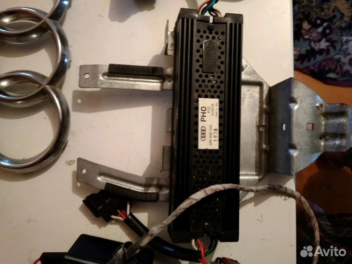 Запчасти на Ауди 80-90 800853605 обмен