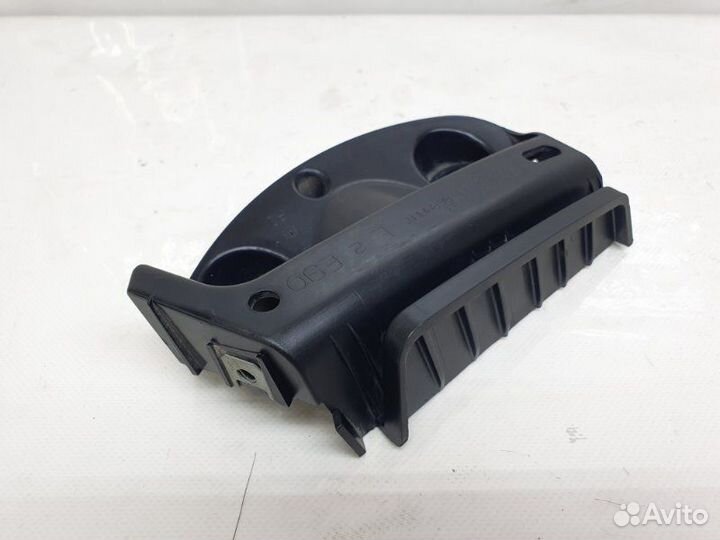 Кронштейн бампера задний левый Bmw 3-Series E90