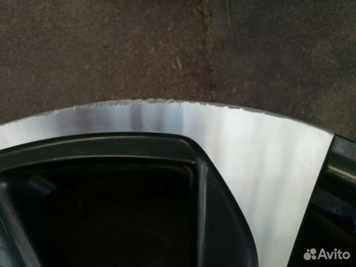 Диск R 20 Toyota Land Cruiser 200. 1 штука