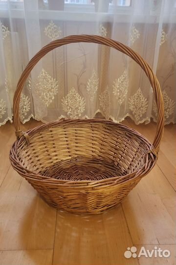Корзина плетеная большая