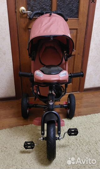 Трехколесный велосипед с родительской ручкой