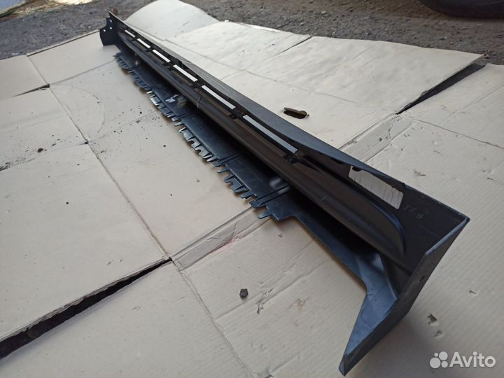 Накладка порога правая Mercedes X166 GL 166 GLS