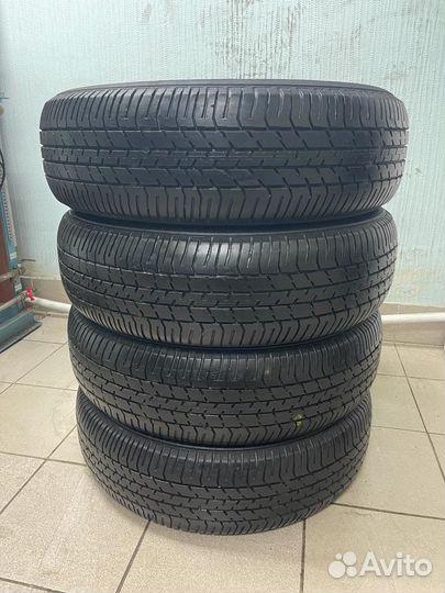 Bridgestone Dueler H/L 400 215/70 R17