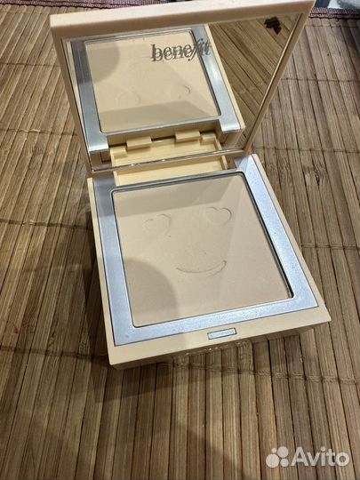 Косметика Benefit