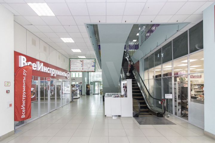 Торговая площадь, 1200 м²