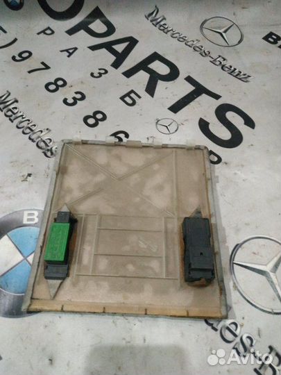 Кнопка люка Bmw 5-Series Е39