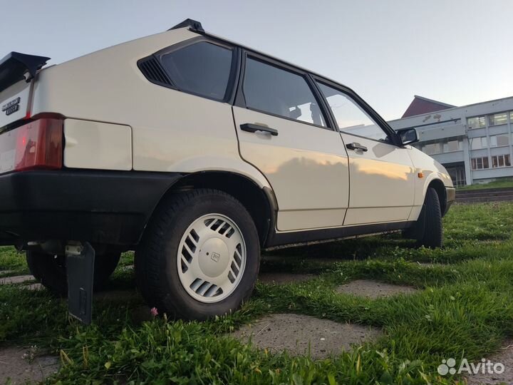 ВАЗ 2109 1.5 МТ, 1989, 77 777 км