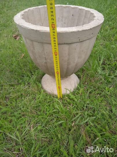 Вазон бетонный