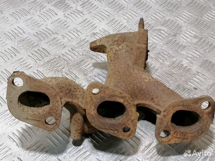 Коллектор выпускной Nissan Maxima a32