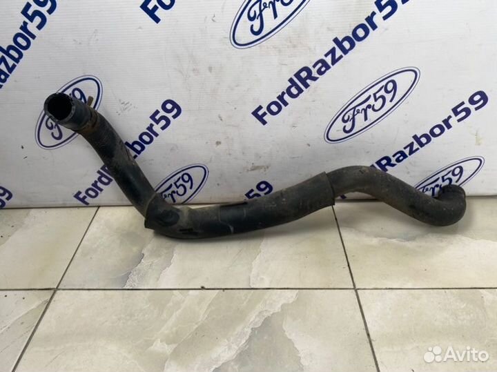 Патрубок системы охлаждения Kia Ceed ED 1.6 (G4FC)