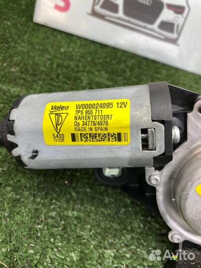 Моторчик стеклоочистителя заднего Cayenne, 958