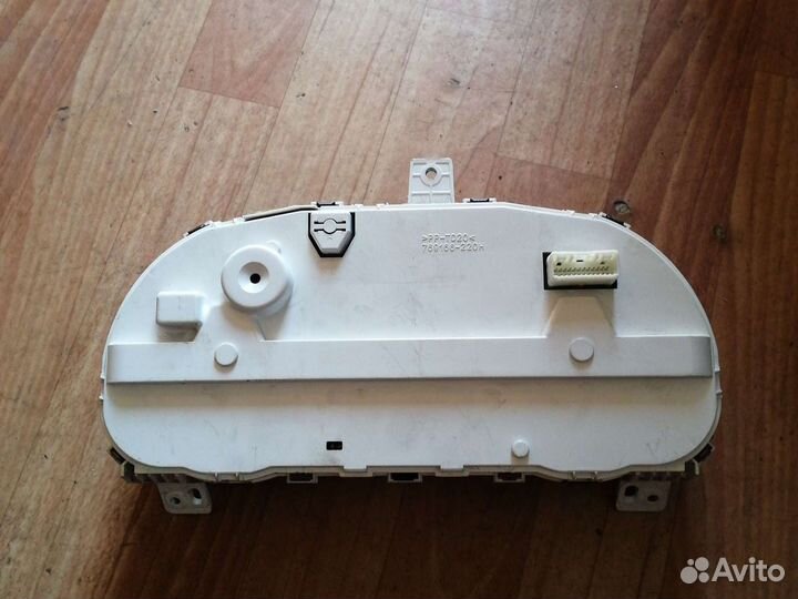 Панель приборов Mitsubishi Lanser X