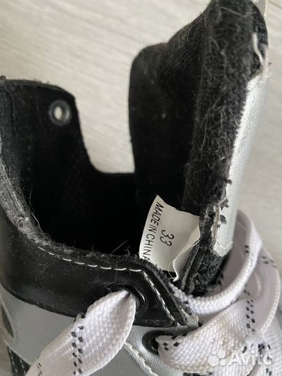 Продаю коньки для мальчика 33 размер