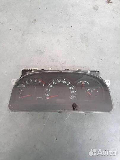 Панель приборов (щиток) Suzuki Grand Vitara 2002