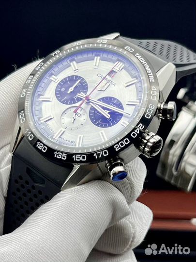 Наручные часы мужские Tag Heuer Carrera белый