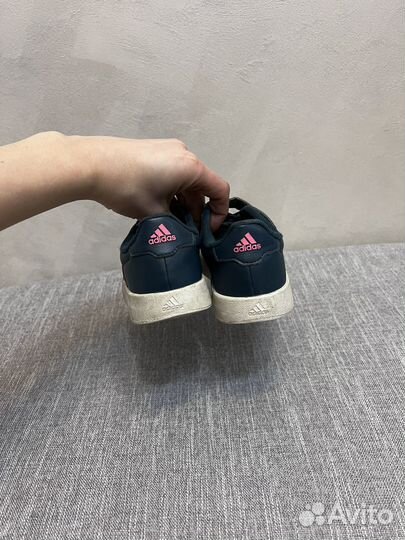 Кроссовки детские adidas 33 размер