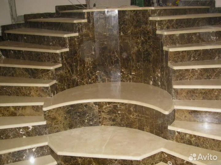 Мраморные ступени из камня Emperador Dark