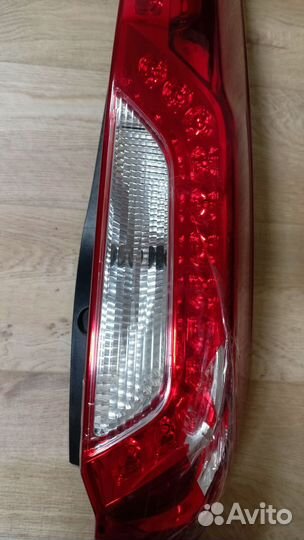 Фонарь оригинал x-trail t31