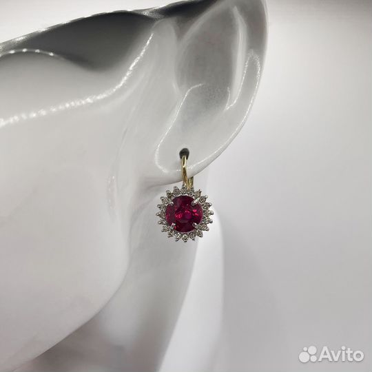 Золотые серьги малинки с бриллиантами 0,64Ct 585