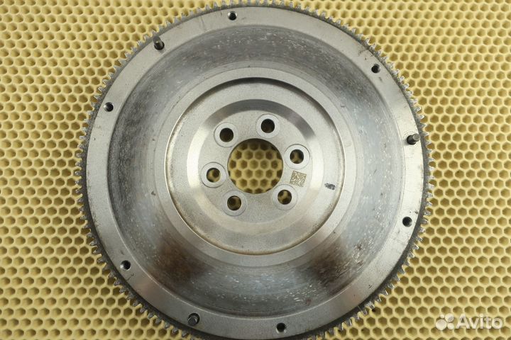 Маховик VW Polo Sedan, Skoda - cwva