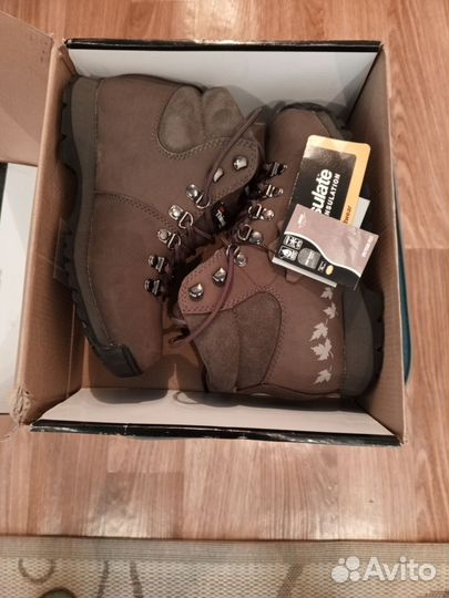 Женские ботинки