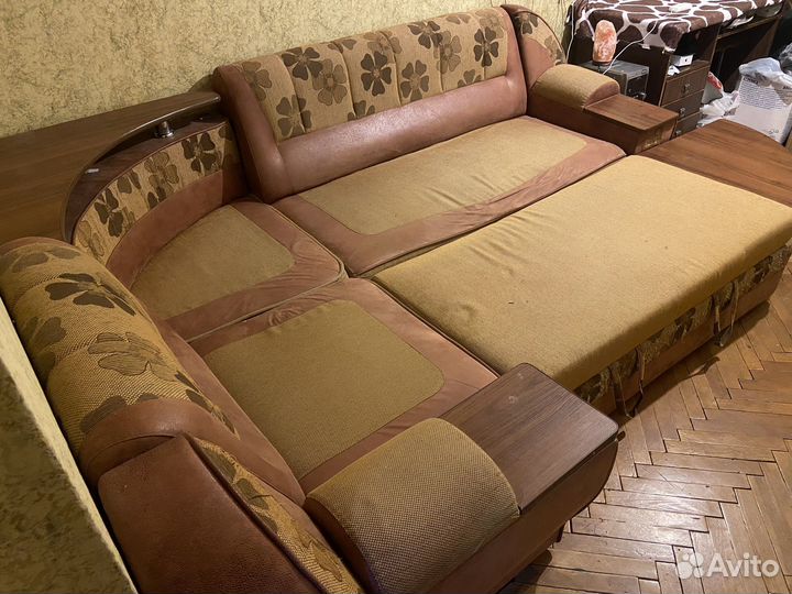 Угловой диван