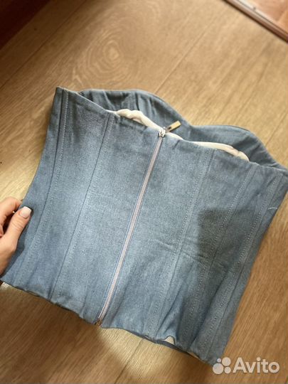 Джинсовый корсет на замке