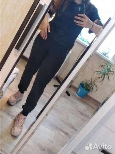 Спортивный костюм женский новый