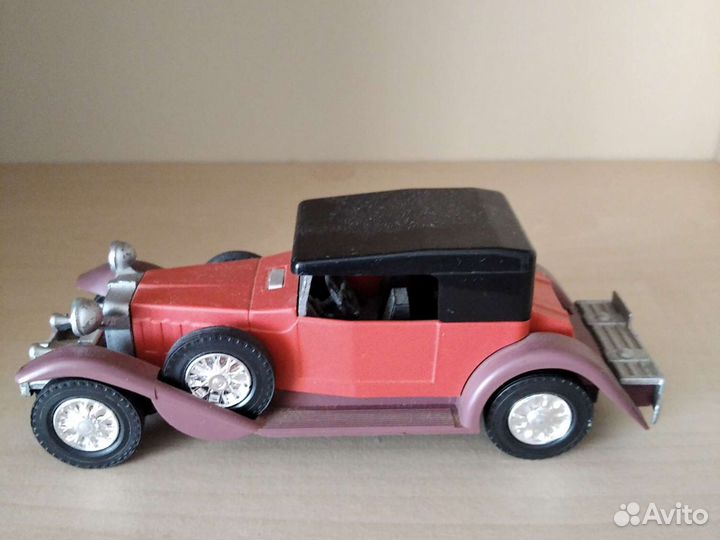Модель автомобиля коллекционная старинная СССР