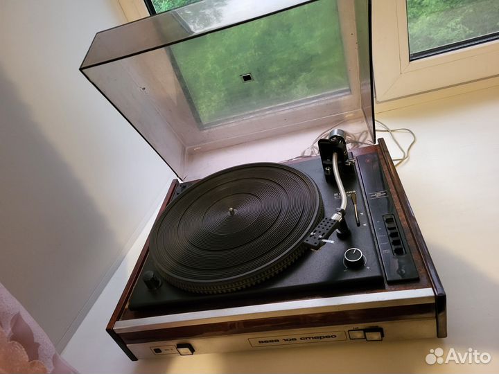 Проигрыватель винила СССР