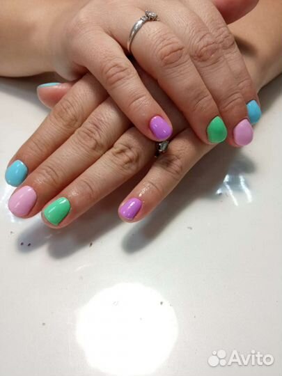 Мастер маникюра педикюра Азалия, начинающий