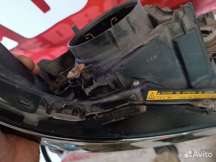 Фара передняя правая Toyota Camry v55 8114533891