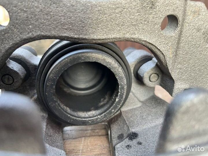 Тормозной суппорт Mazda Mazda3 BK