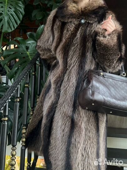 Шуба из енота S - M славик кэрри моб натуральная