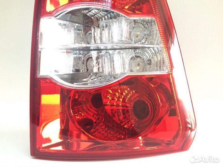 Фонарь задний правый Chevrolet Lacetti универсал