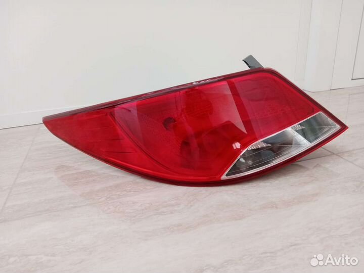 Фонарь Hyundai Solaris