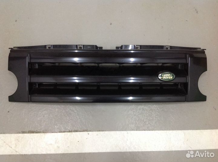 Решетка радиатора Land Rover Discovery 3