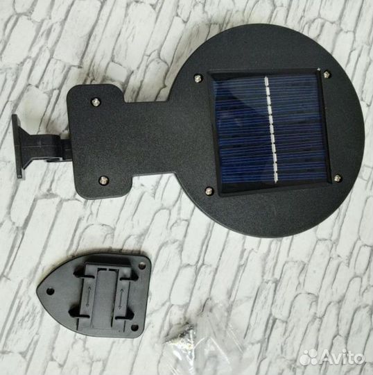 Уличный фонарь на солнечной батарее с датчиком RZ
